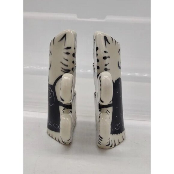 Hand Painted Pottery Cat Salt And Pepper Shakers Dorothy Steele Black & White - Picture 2 of 12